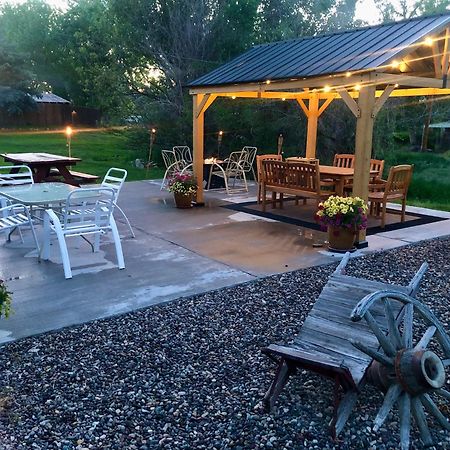 Let'S Go ! Fisherman, Families, Pools One Minute From Your Door, Comfort, Location Perfect, Amenity-Rich, Pup Friendly, Discover An Exceptional Wyoming Stay, Thermopolis River Walk Home At Hot Springs State Park, 'Where Families And Fisherman Stay' Luaran gambar