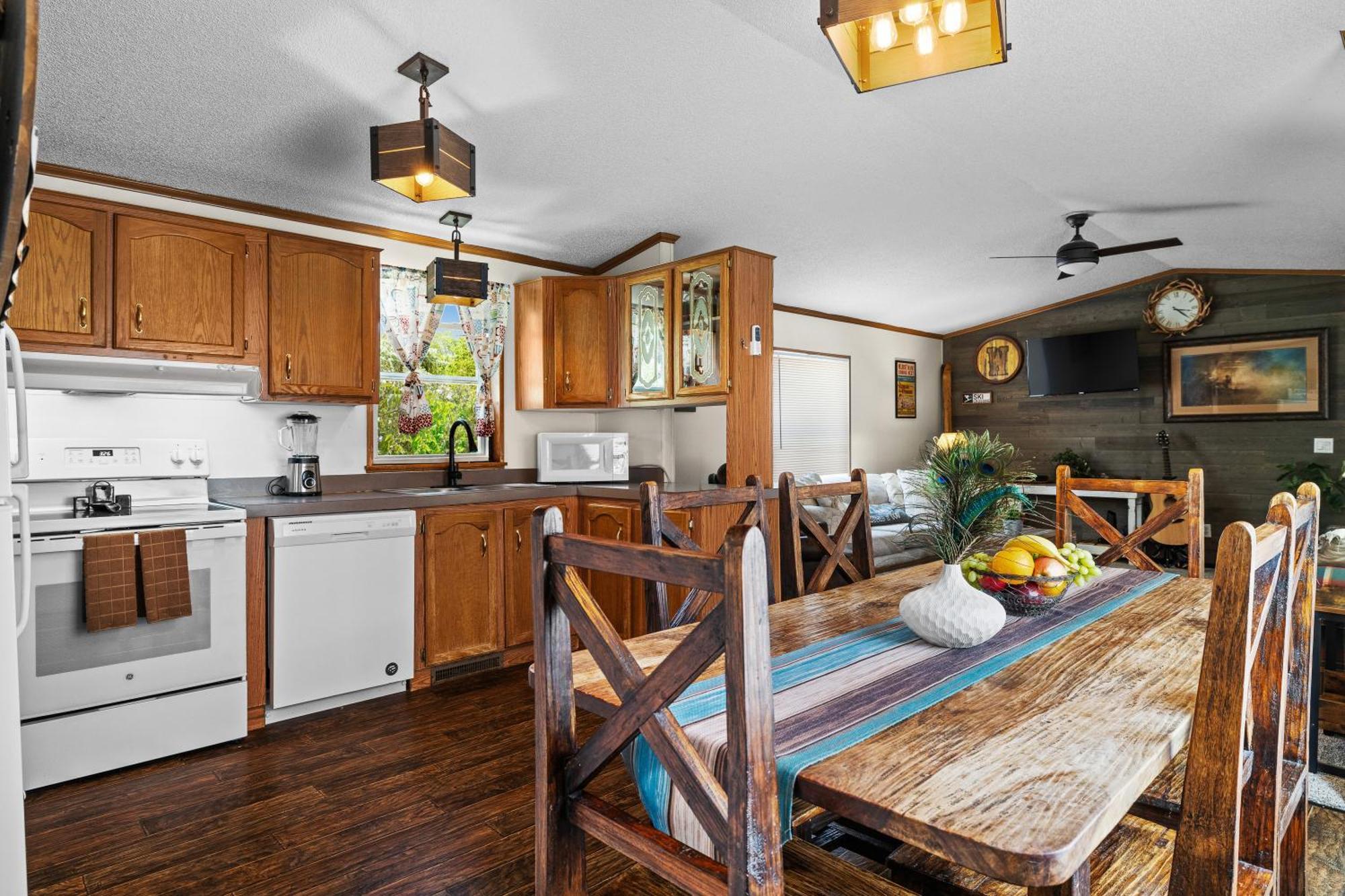 Let'S Go ! Fisherman, Families, Pools One Minute From Your Door, Comfort, Location Perfect, Amenity-Rich, Pup Friendly, Discover An Exceptional Wyoming Stay, Thermopolis River Walk Home At Hot Springs State Park, 'Where Families And Fisherman Stay' Luaran gambar